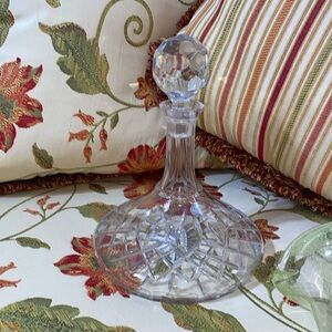 Decanteur a Vin Crystal 24% Plomb Fabrique en Yougoslavie